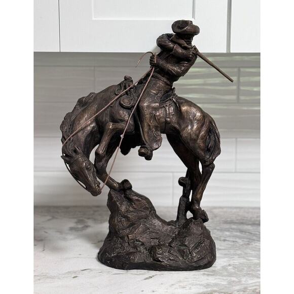Large Antique Bronze/Metal Sculpture American Cowboy Rifle Riding Horse - Picture 2 of 16